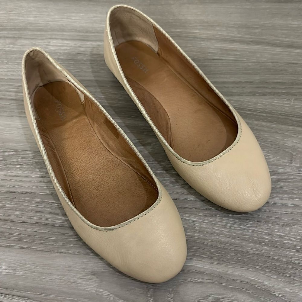 FOSSIL FLAT SHOES SIZE 9